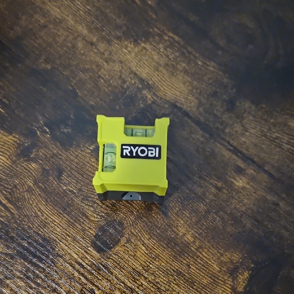 RYOBI Green Level Tool